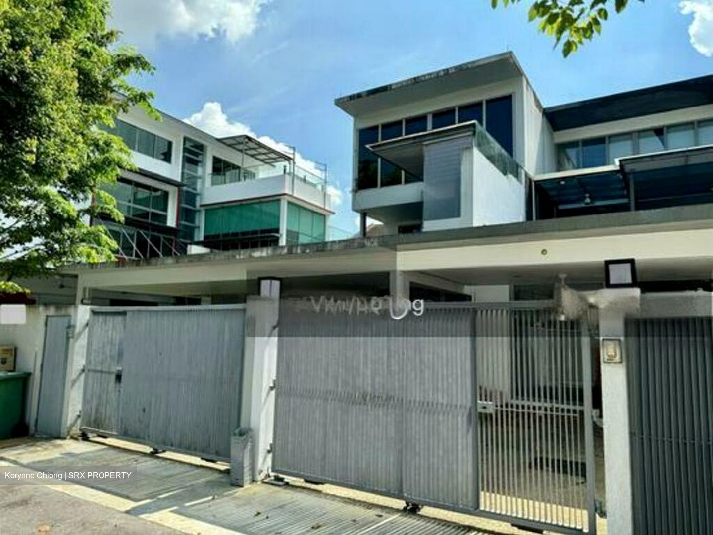 Huit (D26), Terrace #435741921